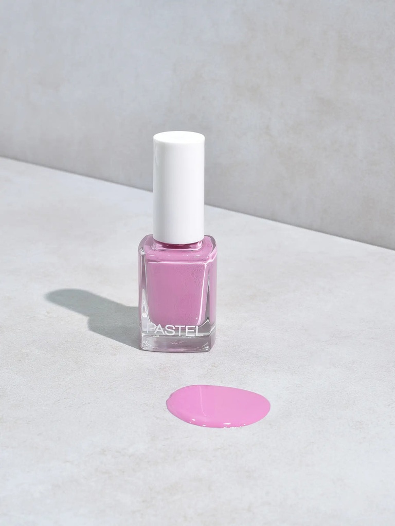 PASTEL NAIL POLISH 242